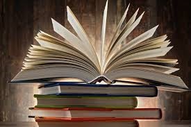 مقایسه کامل کتاب کاغذی و الکترونیکی؛ بهترین انتخاب برای مطالعه چیست؟
